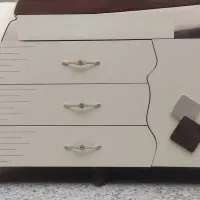 سرویس خواب 2 نفره تماما MDF کرم قهوه ای پایه فلزی|تخت و سرویس خواب|اندیمشک, |دیوار