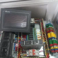برقکار برق صنعتی/ اینورتر / Plc /تابلو برق/ژنراتور|خدمات پیشه و مهارت|قم, باسکول|دیوار