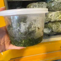 دلال ماست و شکم پر