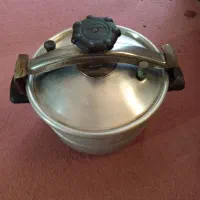 زودپز قابلمه ای