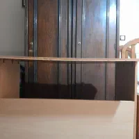 ۲ عدد کمد و یک میز