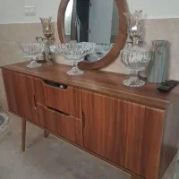 کنسول و آینه گرد