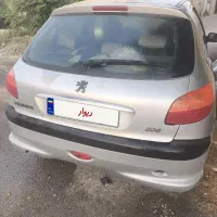 ۲۰۶ مدل ۸۵بدونه رنگه فقط یه گلگیر رنگ داره|خودرو سواری و وانت|بندر گناوه, |دیوار