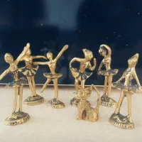 بالرین رقصنده برنززیبا