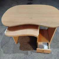 میز کامپیوتر