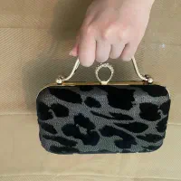 کیف کلاچ (تک هستش کلا یه دونه درست شده)