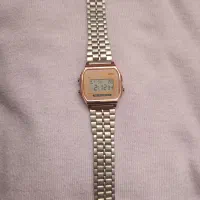 ساعت مچی کامپیوتری ( دیجیتالی ) با برند CASIO