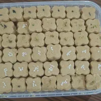 شیرینی خشک|خوردنی و آشامیدنی|رشت, پاره بیجار|دیوار