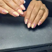 خدمات  تخصصی  ناخن