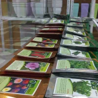 فروش کود و ملزومات گل و گیاهان آپارتمانی