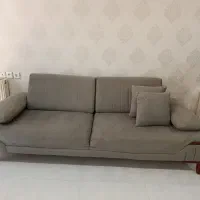 مبل مکانیزه ۸ نفره همراه با یک جلو مبلی و سه میز|مبلمان خانگی و میز عسلی|بوکان, |دیوار