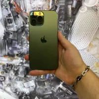 13pro max حافظه ۲۵۶ گیگ رنگ سبز کارتن اصلی