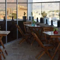 میز و صندلی چوبی