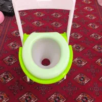 یک عدد توالت فرنگی کاملا سالم