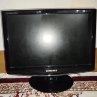 دو عدد مانیتور