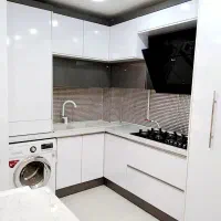 ۷۰ متر با امکانات/بازسازی کامل و شیک/سالن پرده خور