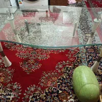 میز شیشه‌ای