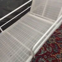 یک عدد فلزی در حد|تخت و سرویس خواب|لردگان, |دیوار