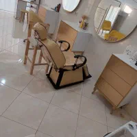 کشو اینه وهمه وسایل ارایشگاه