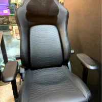 صندلی ریزر iskur v2 black