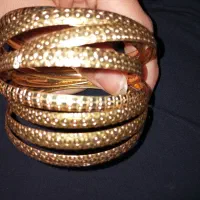 النگو طلایی|بدلیجات|باغ حلی, |دیوار