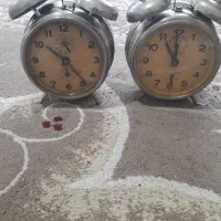 دوعددساعت پیترالمانی سالم تمیزکمیاب دقیق