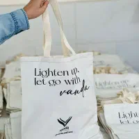 کتاب مجله ساک دستی پارچه ای هدایای تبلیغاتی توت بگ