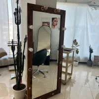 آیینه قدی چراغ دار
