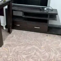 تلویزیون الجی مدل ۴۳ با زیر تلویزون