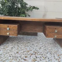 فروش فوری میز چوبی اداری بزرگ|مبلمان اداری|کلاله, |دیوار