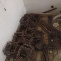 تعداد زیادی خاموت مهندسی ۲۵در ۲۵ و ۲۵ در ۳۰ و ادکا