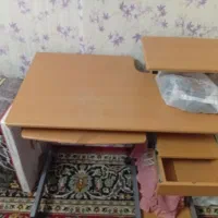 میز کامپیوتر سالم