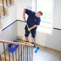 شرکت خدماتی نظافتی امید آسایش پارسیان|خدمات نظافت|ملارد, |دیوار