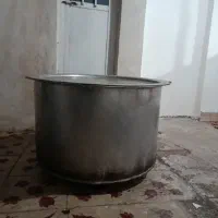دیگ بزرگ