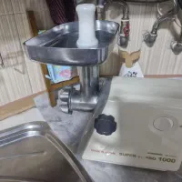 چرخ گوشت سالم و رنگ سفید