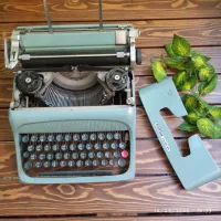 دستگاه تایپ قدیمی فارسی فیروزه‌ای|کلکسیون اشیاء عتیقه|تهران, فلسطین (میدان انقلاب)|دیوار