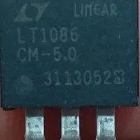 رگولاتور ولتاژ