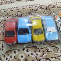 ماشین پلاستیکی و تاب راحتی بچه