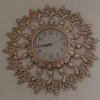 ساعت ایستاده و ساعت دیواری