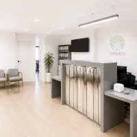 استخدام نیروی خدماتی