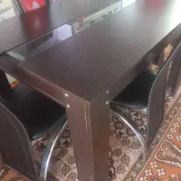 میز غذاخوری