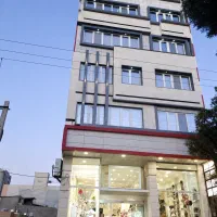 394 متر مغازه تجاری لب بلوار فارابی