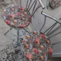 صندلی پایه بلند اپنی