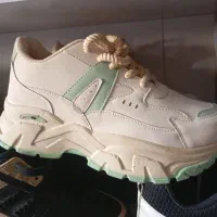 انواع اسپورت زنانه سایز ۳۷ تا ۴۰ فقط ۳۵۰ هزار