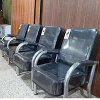 صندلی انتظار، اپنی