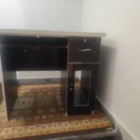 میز کامپیوتر در حد و سالم