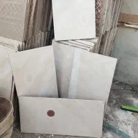 ۴۳ متر سرامیک ۳۰×۶۰ پشت کابینتی هرمتر ۶۹|مصالح و تجهیزات ساختمان|اصفهان, پوریای ولی|دیوار