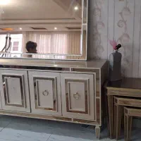 اینه و کنسول سه میز اصلی ست در حد نو