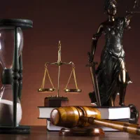 وکیل مشاور حقوقی(طلاق  مهریه چک اخذ سند ملکی)