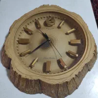 ساعت دیواری زیبا طرح چوب